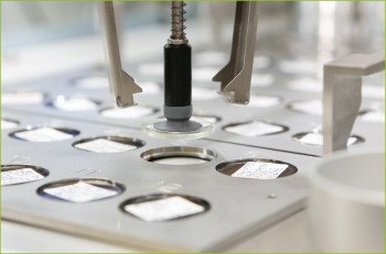 CRB GmbH | sample changer X-ray fluorescence spectrometer AXIOS